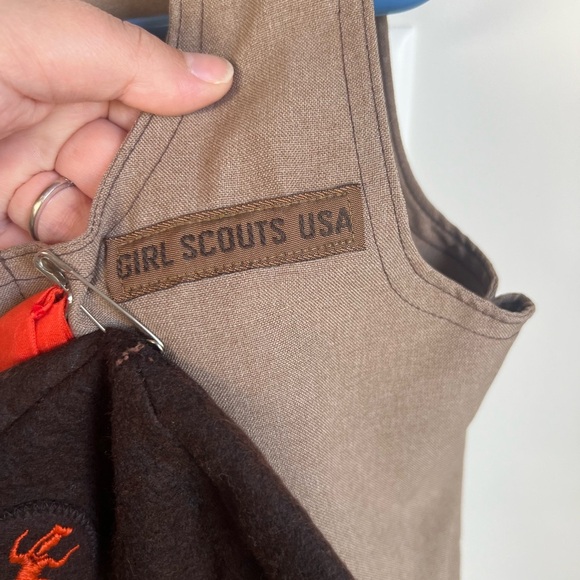 Vintage Girl Scouts USA Brownie Uniform Dress with Orange Tie and Hat Size 8 - Picture 2 of 7